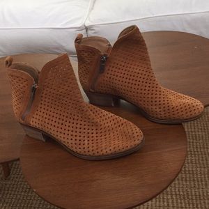 Beautiful brown/paprika Lucky Brand booties. 8/38